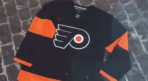 CHECK OUT THE FLYERS' NEW BLACK JERSEYS! | Fast Philly Sports