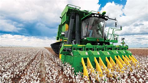 John Deere CP690 Cotton Picker - RDO Equipment