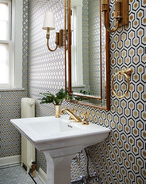 10 Best Wallpapered Powder Rooms From Pinterest | Powder room wallpaper ...