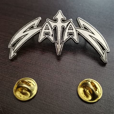 SATAN - LOGO Metal Pin | black-wings