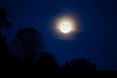 Harvest full moon tonight; Blue Moon on Halloween