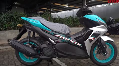 Tampilan Sepeda Motor Yamaha Aerox 2023 Kian Stylish, Cek Harga Terbaru Semua Tipenya di Sini