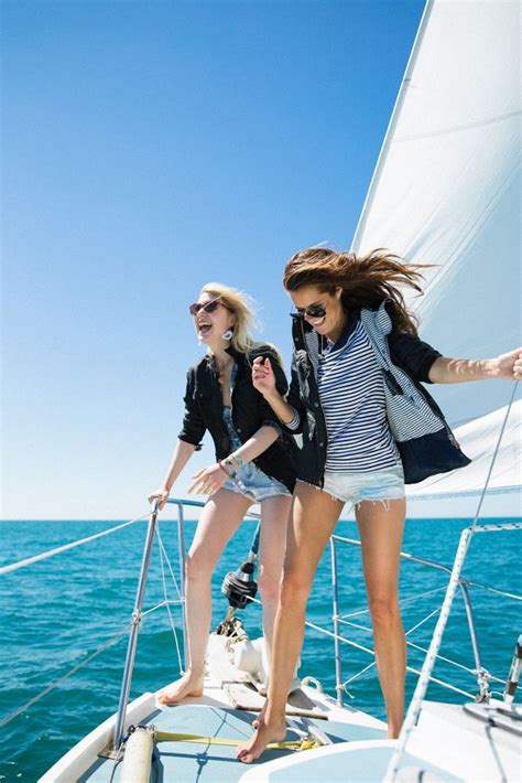 Riding The Waves - The Londoner | Sailing outfit, Boating outfit, Boat fashion