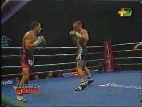 Savate vs. Muay Thai : r/wma