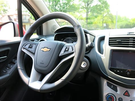 2020 Chevrolet Trax: 75 Interior Photos | U.S. News