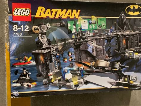 LEGO - BATMAN - 7783 - lego The Batcave: The Penguin and Mr - Catawiki