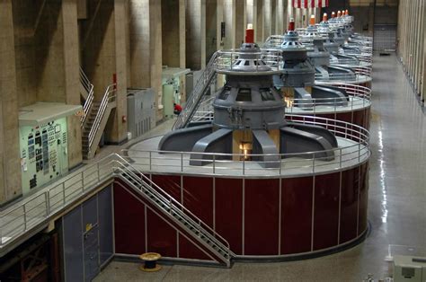 Hoover dam turbines : r/submechanophobia