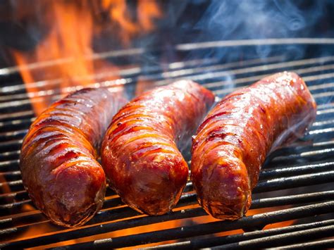 How to Smoke Sausage in a Pellet Smoker? (2020 Guide)