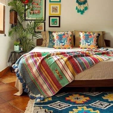 35 Stunning Traditional Indian Carpet Designs Ideas For Living Room To Try