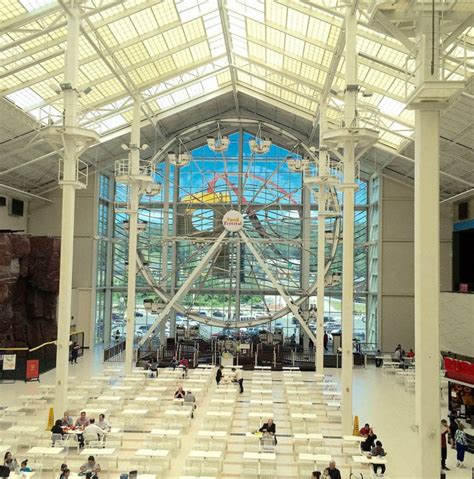 These are the biggest shopping malls in the U.S.