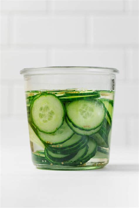 Quick Pickled Cucumber Slices