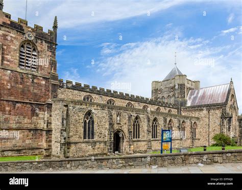 Bangor Cathedral, Bangor, Gwynedd, Wales, UK Stock Photo - Alamy