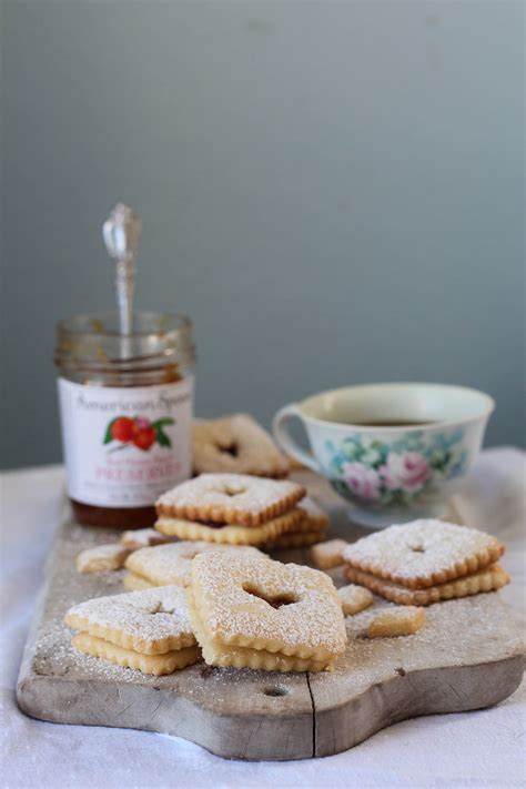 Shortbread With Jam | Shortbread, Shortbread cookies, No bake cookies