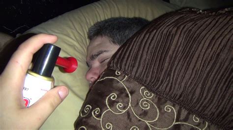 AIR HORN WAKEUP PRANK - YouTube