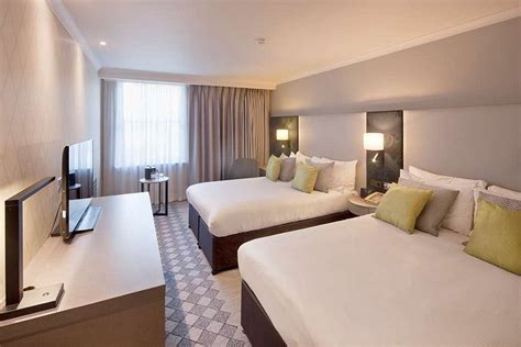 DOUBLETREE BY HILTON LONDON KENSINGTON - Hotel Reviews, Photos, Rate ...