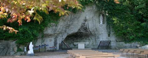 Lourdes Grotto – Our Lady of the Snows