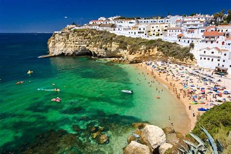 Lagos, Algarve Coast, Sagres, Evora 4-Day Tour from Lisbon 2024