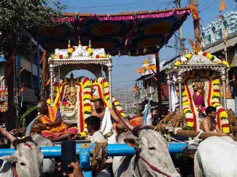 శ్రీకాళహస్తీశ్వర ఆలయంలో స్వామి అమ్మవార్లకు వెండి అంబారి ఉత్సవం, vendi ambari utsav for swami ...