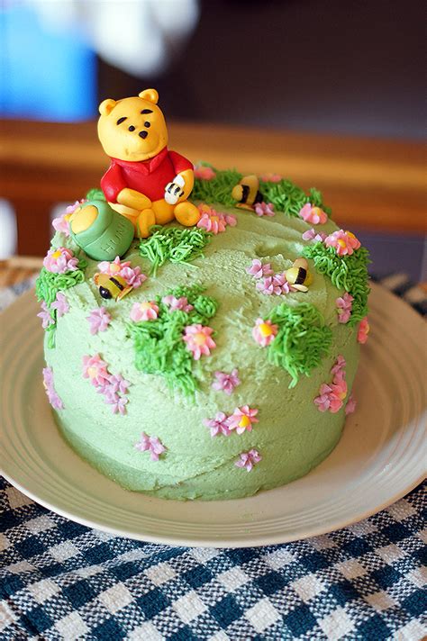 Winnie the Pooh Birthday Cake | Mayhem in the Kitchen!