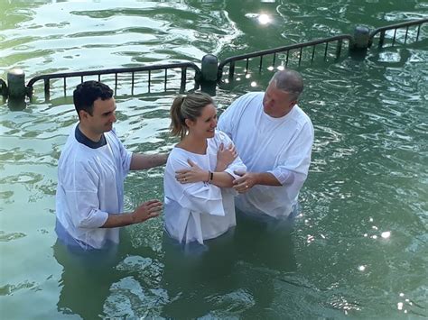 Get Baptized in the Jordan River where Jesus was baptized - friendshiptours.com