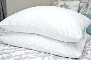 How to Clean Bed Pillows