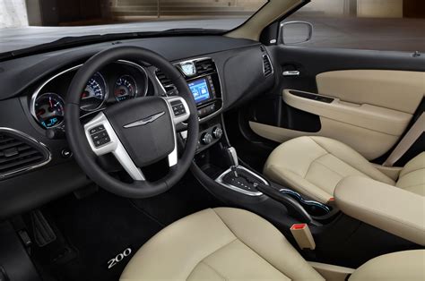 Chrysler 200 Interior | Cabinets Matttroy