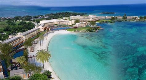 All-inclusive Hideaway at Royalton Negril beach resort for $200 - The ...