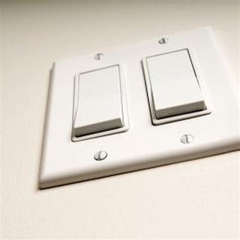 How to Replace a Wall Light Switch in a Manufactured Home | HomeSteady