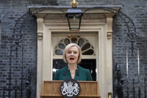 Liz Truss stresses need to be ‘bold’ in farewell speech as PM | The ...