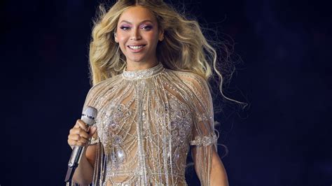 Beyonce: everything she has said about baby number 4 | HELLO!