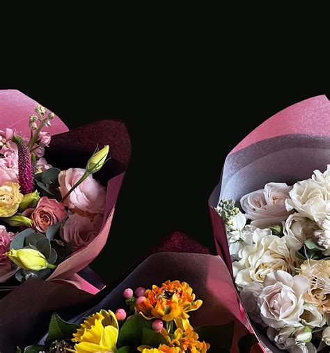 Quince Flowers | Toronto Florist | Flower & Plant Delivery