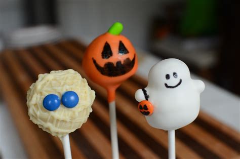 Halloween Cake Pop Tutorial - ButterYum Halloween Cake Pop Recipes, Halloween Food Crafts ...