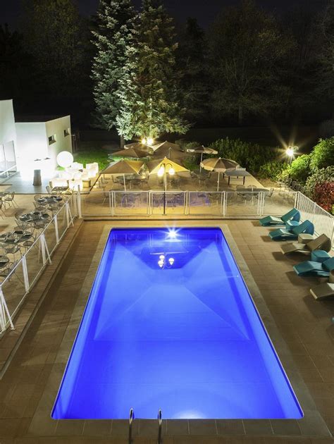 Novotel Rennes Alma - UPDATED Prices, Reviews & Photos (France) - Hotel ...