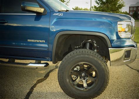 A Guide to GMC Sierra Tires