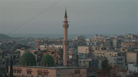 COVID-19 lockdown compounds Lebanon’s economic crises | PBS NewsHour