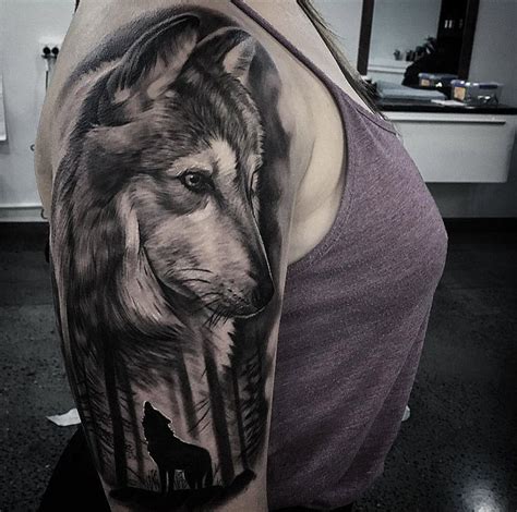 Top more than 69 wolf tattoo shoulder - in.cdgdbentre