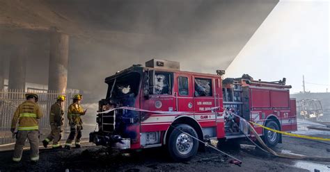 10 Freeway in downtown L.A. shut down indefinitely after fire - Los ...