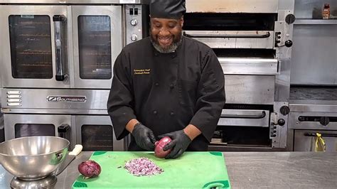 cooking demo of dicing onions - YouTube