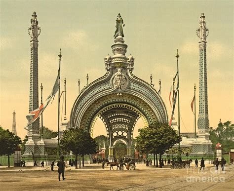 Paris 1900 Exposition Universal Grand Entrance Photograph by Padre Art