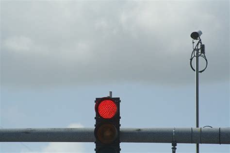 Red-Light Cameras Can Stop Crime, Says Red-Light Camera Advocacy Group ...