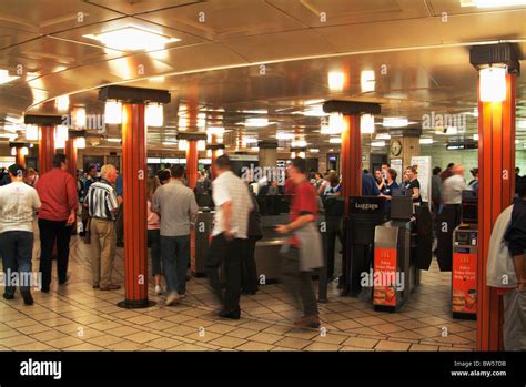 Piccadilly Circus Tube Station Stock Photo - Alamy