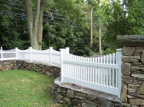 20+ Fabulous Stone Fence Design Ideas For Front Yard Stone Fence, Brick Fence, Front Yard Fence ...