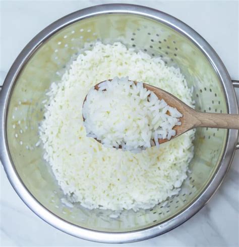 Parboiled Rice Recipe - Stovetop and Instant Pot - Flavours Treat