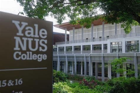 Yale-NUS College alumni sign statement questioning move to close ...