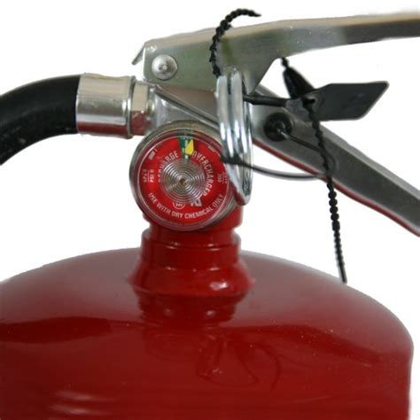 First Alert PRO10 Rechargeable Commercial Fire Extinguisher UL rated 4 ...