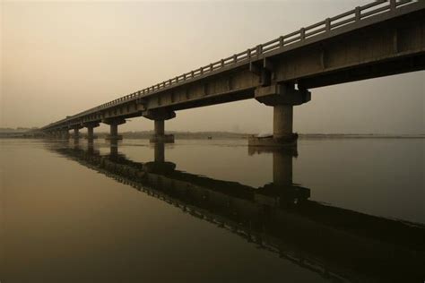 Bangladesh’s Ganges dam project stumbles on Indian flooding fears ...