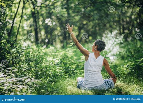 Connecting with Nature, Mindfulness Meditation Stock Image - Image of carefree, harmony: 208162243