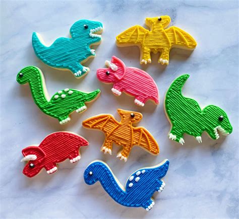 How to Decorate Dinosaur Cookies with Buttercream Frosting