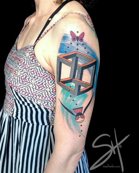 Impossible Cube | Tatouage d'illusion d'optique, Tatouage épaule, Tatouage