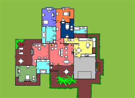 Does this Floorplan of the Golden Girls House Make Sense?